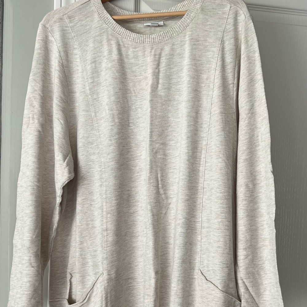 SUPER BOWL 🥳Woman’s plus size JJill tunic long sleeve like new comfortable.